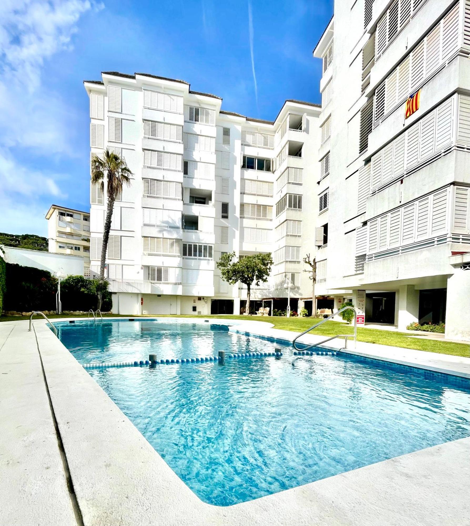 Seahomes Vacations, La Mer Bleue, Beach&Pool, Pk, Full Equipped In Fenals Beach Lloret de Mar Buitenkant foto